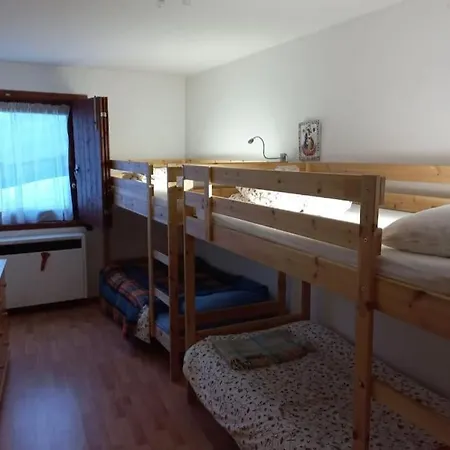 Apartman Casa Accogliente Schuss1 *